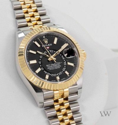 Rolex Sky-dweller Oyster Perpetual Sky-dweller Bi-metal Jubliee 326933