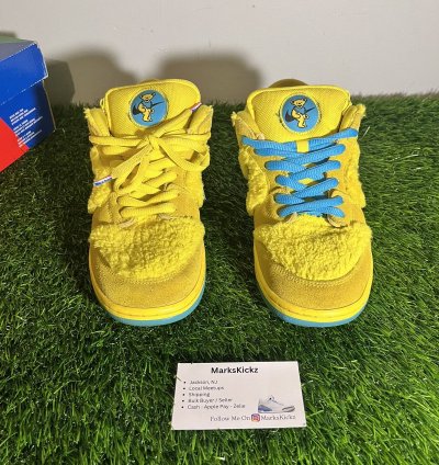 Nike Sb Dunk Low Pro Qs Grateful Dead Yellow Bear Size 10