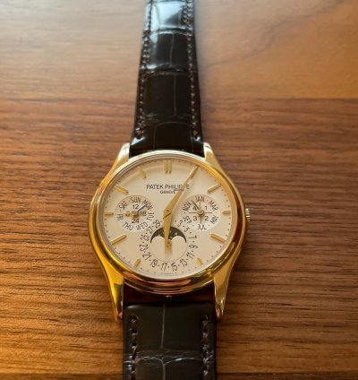 Patek Philippe Perpetual Calendar Like New - Full Set
