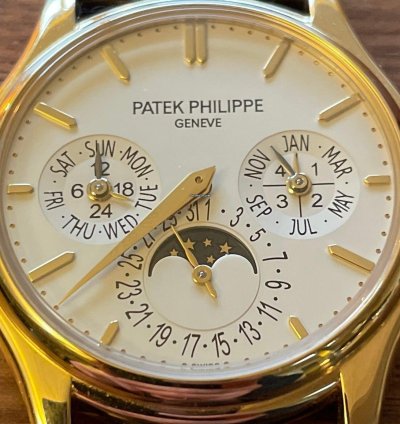 Patek Philippe Perpetual Calendar Like New - Full Set