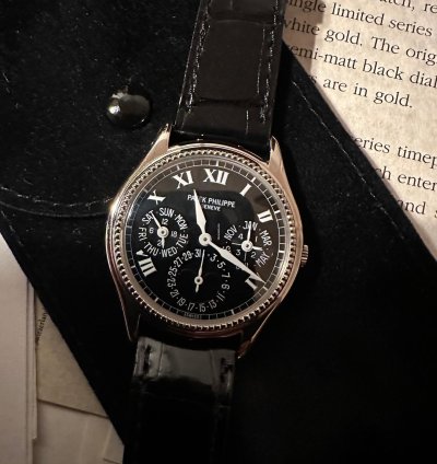 Patek Philippe Perpetual Calendar Limited Edition - Model 5038g - Full Set
