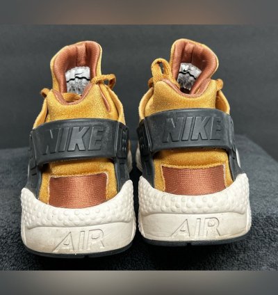 Authentic Nike Air Huarache Prm Wheat Black Light Bone Suede