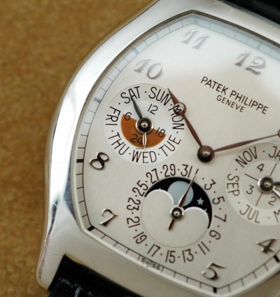 Patek Philippe Perpetual Calendar Platinum Perpetual Calendar Watch Ref 5040