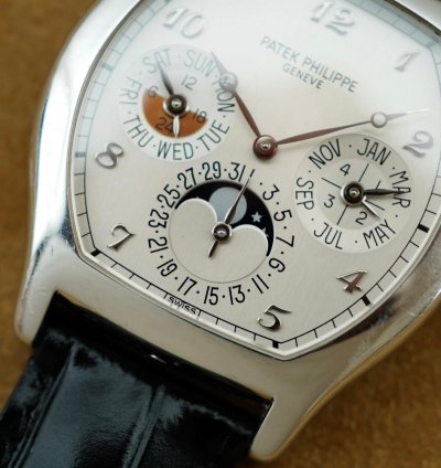 Patek Philippe Perpetual Calendar Platinum Perpetual Calendar Watch Ref 5040