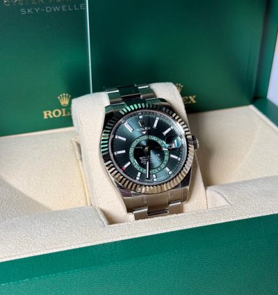 Rolex Sky-dweller Ref 336934 - Neu - 11 2024 - Green Dial - Lc100 - Fullset