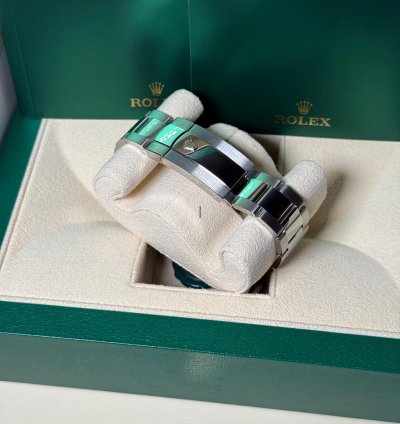 Rolex Sky-dweller Ref 336934 - Neu - 11 2024 - Green Dial - Lc100 - Fullset