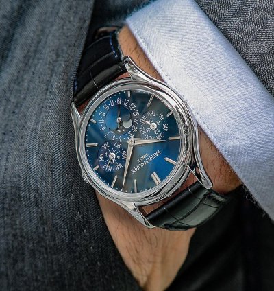 Patek Philippe Perpetual Calendar Platinum Ref 5140p Blue Dial With Exctract Pp