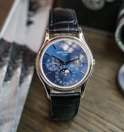 Patek Philippe Perpetual Calendar Platinum Ref 5140p Blue Dial With Exctract Pp