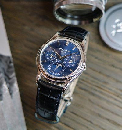 Patek Philippe Perpetual Calendar Platinum Ref 5140p Blue Dial With Exctract Pp