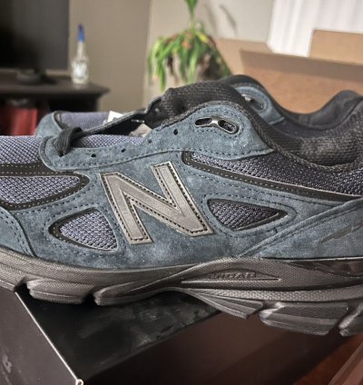 Navy Jjjjound New Balance 990v4 sz 10 5