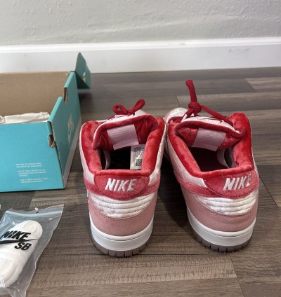 Nike Sb Dunk Low Pro Strangelove