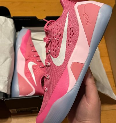 Nike Kobe 9 Em Low Protro Kay Yow Think Pink
