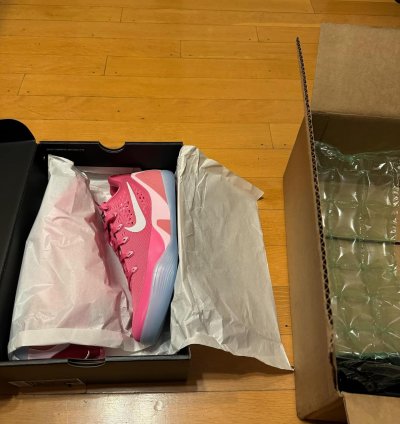 Nike Kobe 9 Em Low Protro Kay Yow Think Pink