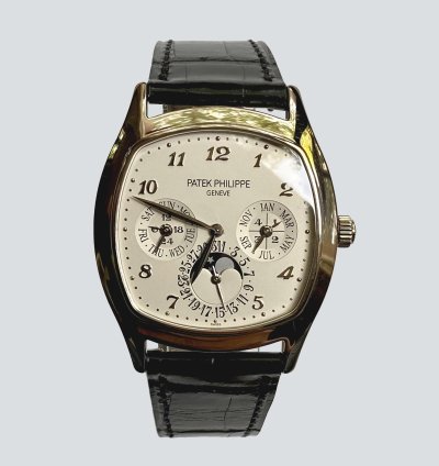 Patek Philippe Perpetual Calendar Ref 5940g
