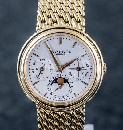Patek Philippe Perpetual Calendar Reference 3945j 18k Yellowgold 3940 With Gold Bracelet