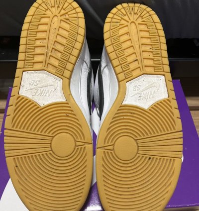 Nike Sb Dunk Low Pro White Gum