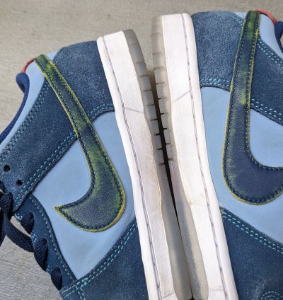 Nike Sb Dunk Low Pro Why So Sad Blue Suede Dx5549-400