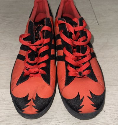Adidas Dark Horse Comics Adicolor Century R3 Sneakers