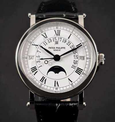 Patek Philippe Perpetual Calendar Retrograde Moonphase 18k White Gold Vintage 1990s Box Papers