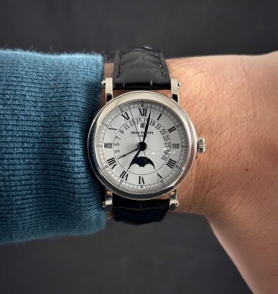 Patek Philippe Perpetual Calendar Retrograde Moonphase 18k White Gold Vintage 1990s Box Papers