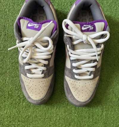 Nike Sb Dunk Low Purple Pigeons Size 9