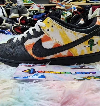 Nike Sb Dunk Low Raygun