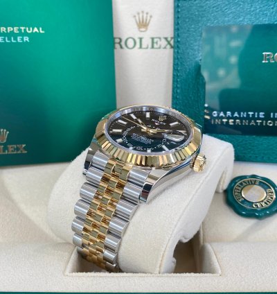 Rolex Sky-dweller Stainless Steel Yellow Gold Black Dial Jubilee 2023