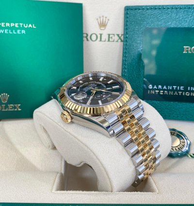 Rolex Sky-dweller Stainless Steel Yellow Gold Black Dial Jubilee 2023