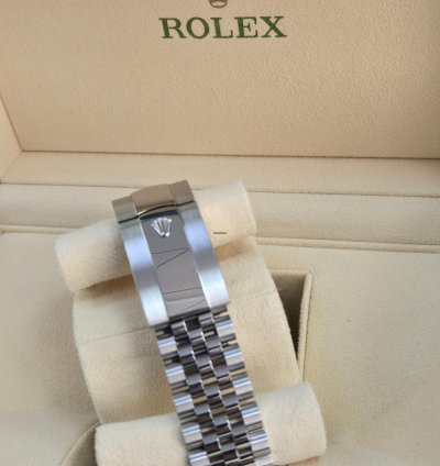 Rolex Sky-dweller Steel Blue Dial Jubliee
