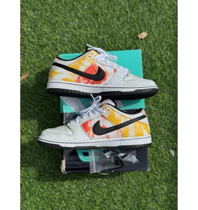 Nike Sb Dunk Low Raygun Tie-dye White Size 9 5