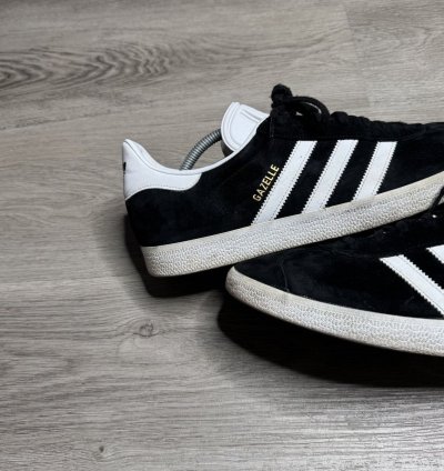 Adidas Gazelle - Core Black Cloud White Gold 2018