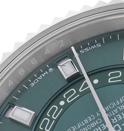 Rolex Sky-dweller Steel White Gold Green Dial Mens Watch 336934 Unworn
