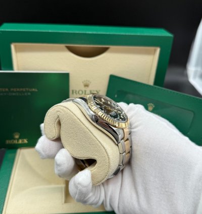 Rolex Sky-dweller Two Tone Black Dial New 2023 Complete Set
