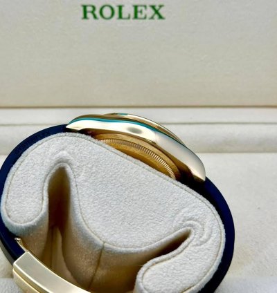 Rolex Daytona Unworn 2024 Daytona Champagne Dial Oysterflex 126518ln-0010