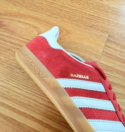 Adidas Gazelle Indoor Scarlet Gum