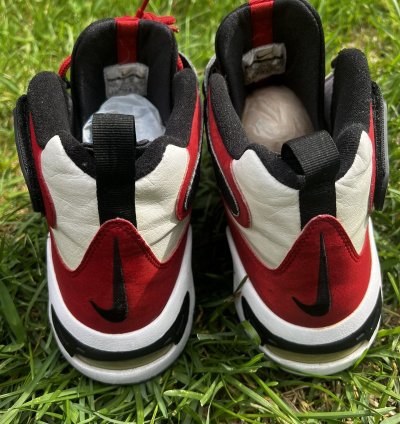 Clean Nike Air Max Griffey Size 12 Cincinnati Reds 2011