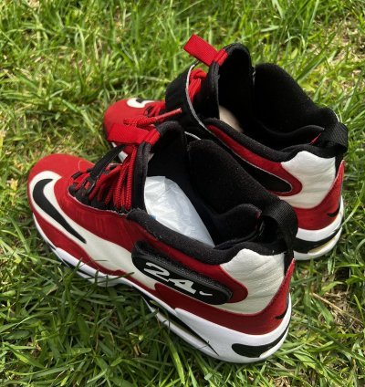 Clean Nike Air Max Griffey Size 12 Cincinnati Reds 2011