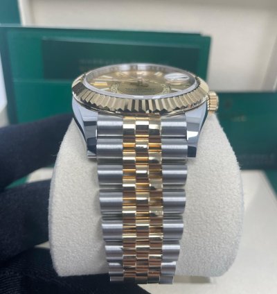 Rolex Sky-dweller Two-tone Stainless Steel - Yellow Gold Champagne Index Dial Jubilee 326933
