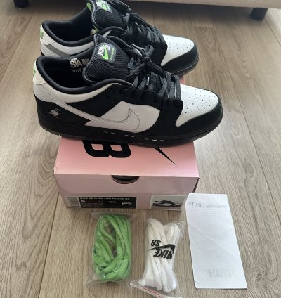Nike Sb Dunk Low Staple Panda Pigeon