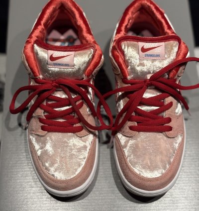 Nike Sb Dunk Low Strangelove