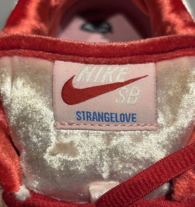 Nike Sb Dunk Low Strangelove