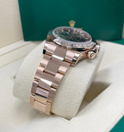 Rolex Daytona Unworn Complete Set Daytona 116505 Chocolate Index Dial Rose Gold Oyster Bracelet 40mm