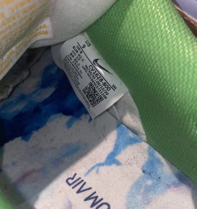 Nike Sb Dunk Low Street Hawker - Size 9