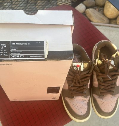 Nike Sb Dunk Low Stussy Cherry