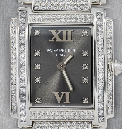 Patek Philippe Twenty 4 4910 501g-010
