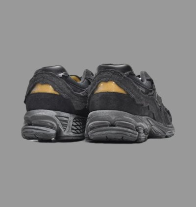 New Balance 2002r Protection Pack Black Phantom