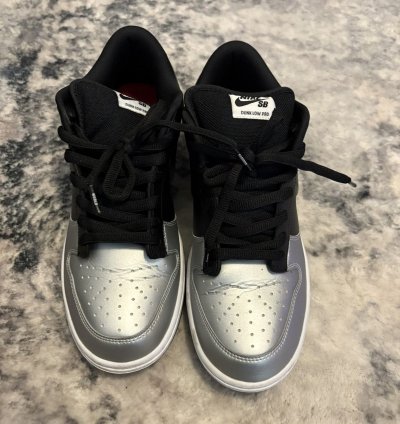 Nike Sb Dunk Low Supreme Jewel Swoosh Silver