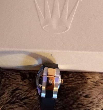 Rolex Sky-dweller Ungetragene Tresoruhr Incl Zus Tzl Rubber Band Schwarz