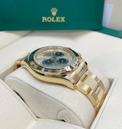 Rolex Daytona Unworn Cosmograph Daytona 126508 Champagne pikachu Dial Yellow Gold Oyster Bracelet 40mm