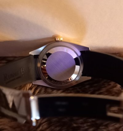 Rolex Sky-dweller Ungetragene Tresoruhr Incl Zus Tzl Rubber Band Schwarz